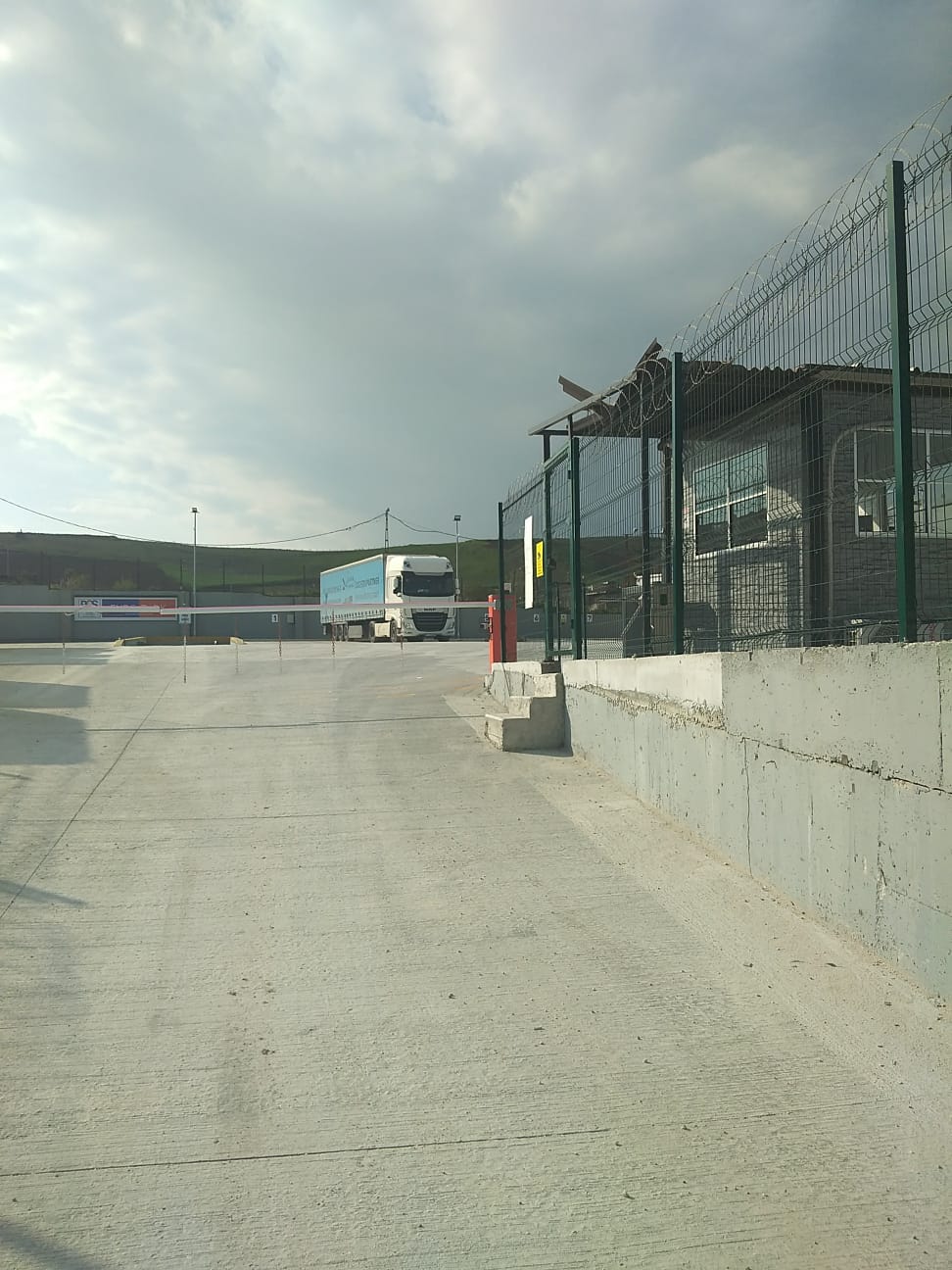 Tesis girişi